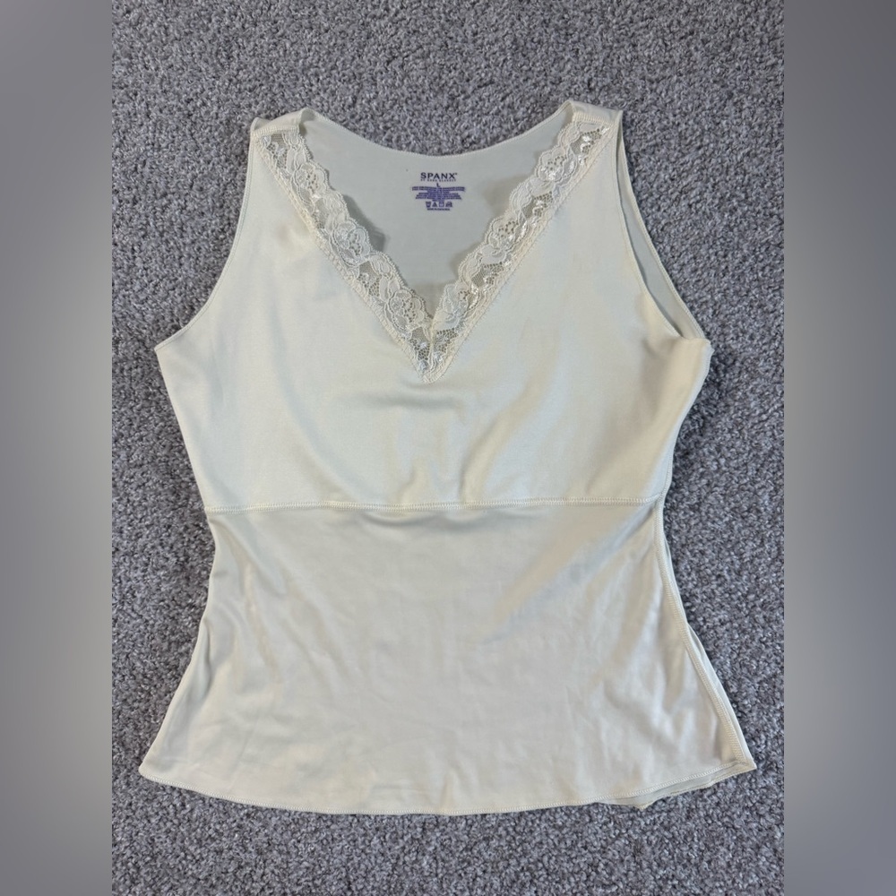 Spanx Hide and Sleek Size L Cream V Neck Lace Camisole Cami Tank Top Shapewear